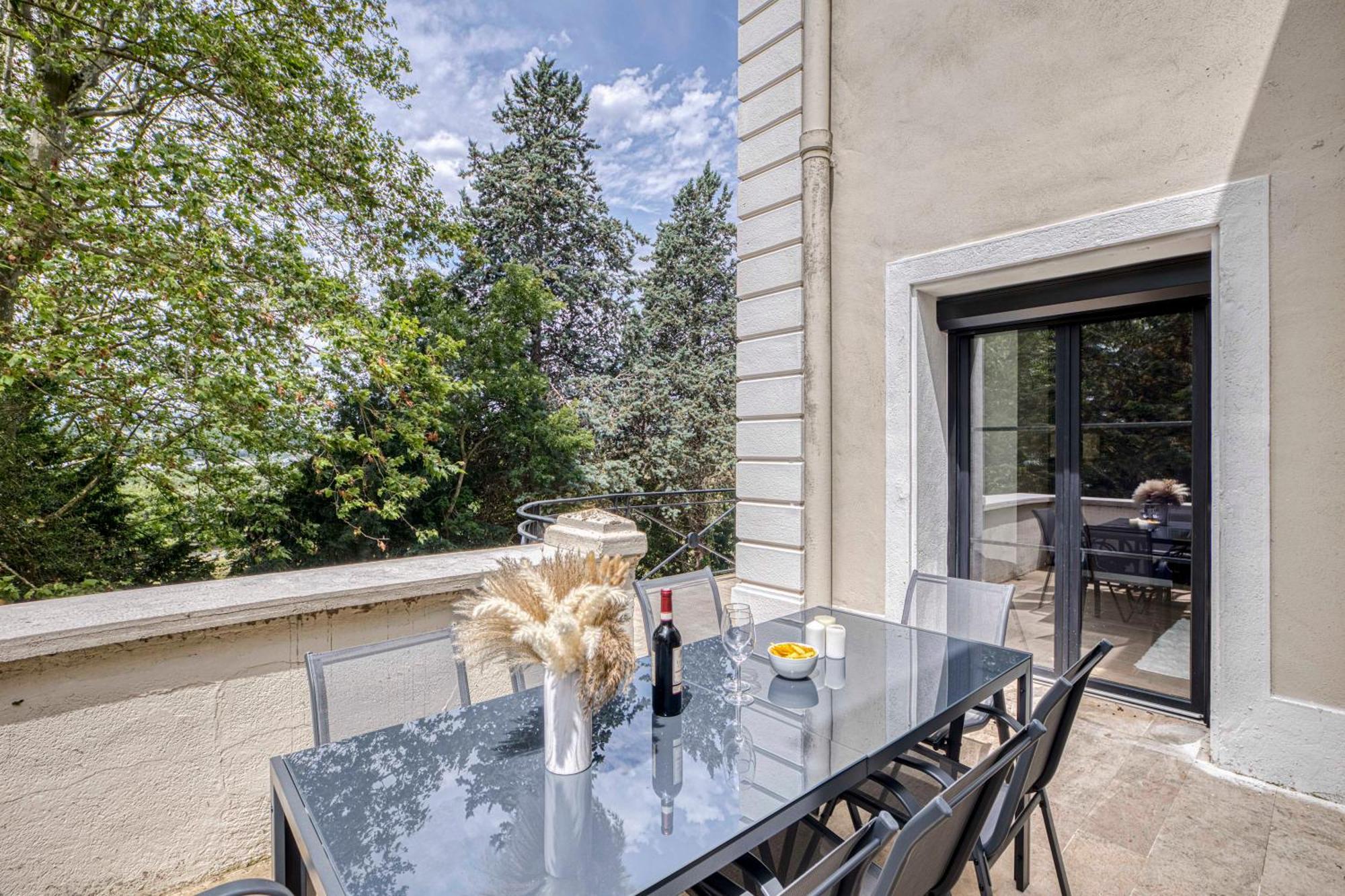 1 - Grand Appartement Spacieux Dans Un Chateau Du 17Eme Siecle, A 15Min De Lyon Vourles Exteriér fotografie
